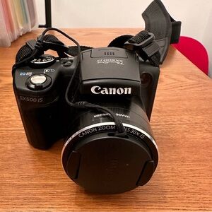 Canon Powershot SX 500 IS - Camera, battery, charger included